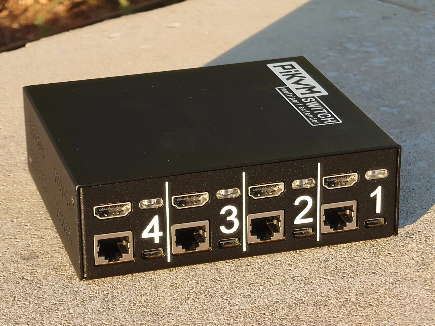 PiKVM Switch